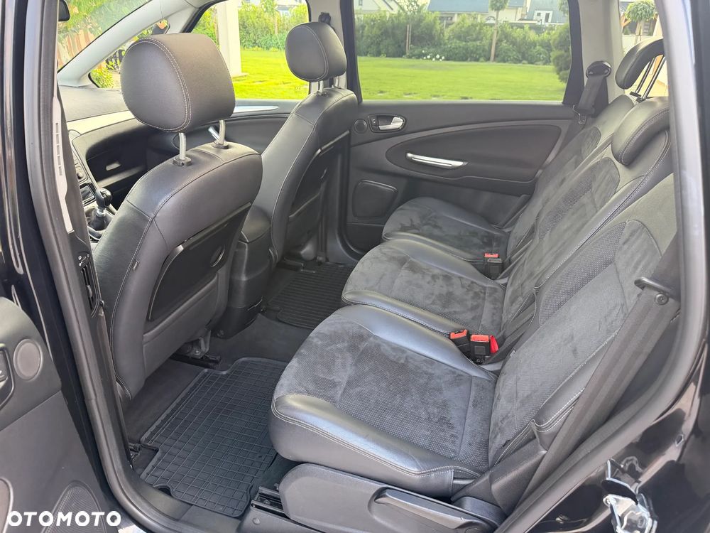 Ford S-Max 2.0 TDCi DPF Titanium - 25