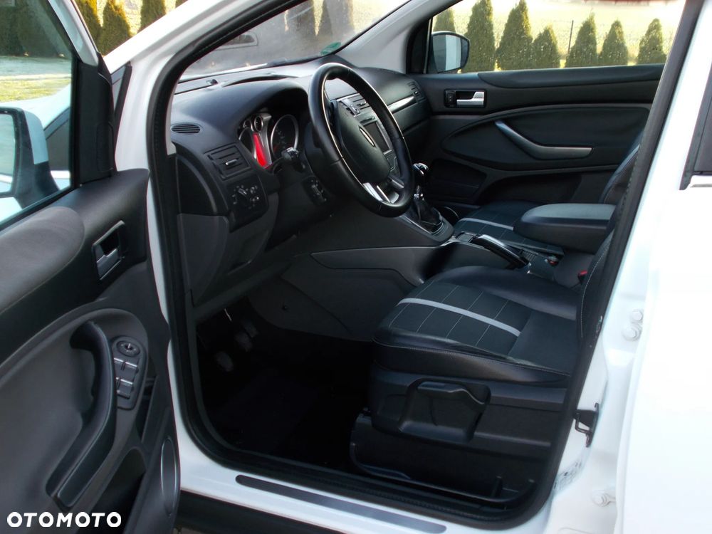 Ford Kuga 2.0 TDCi Titanium - 15