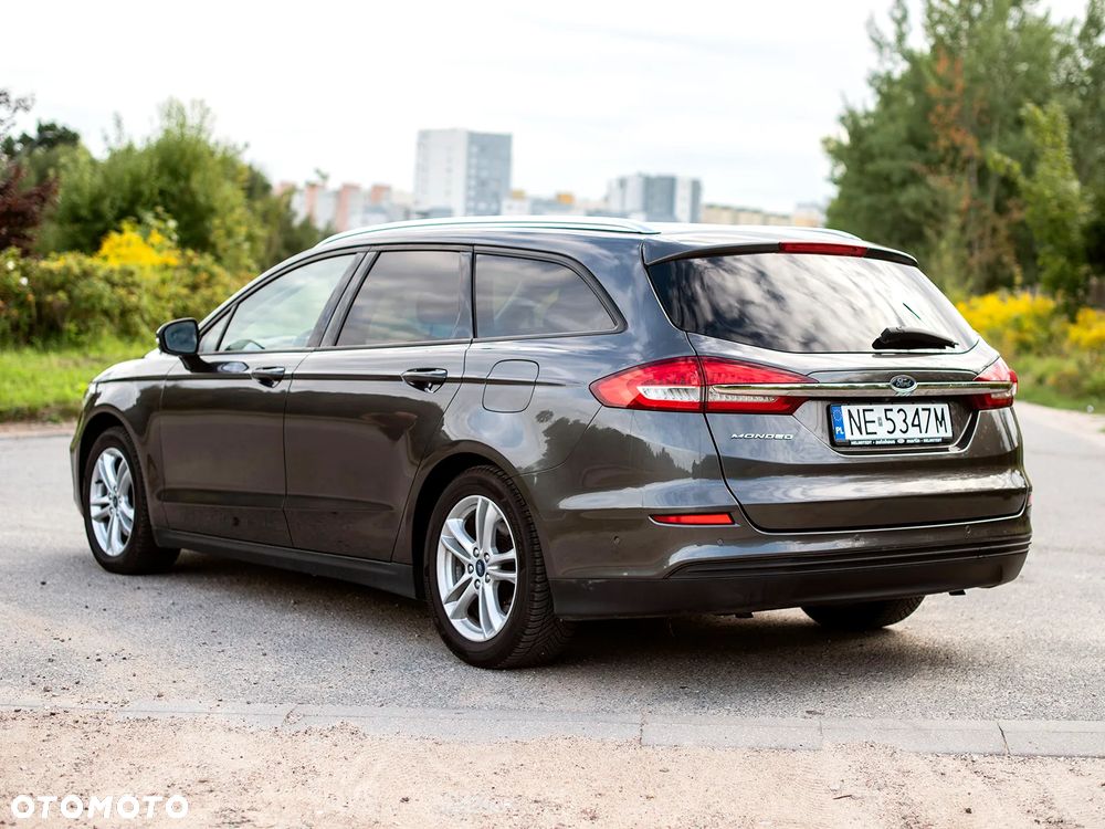 Ford Mondeo - 12
