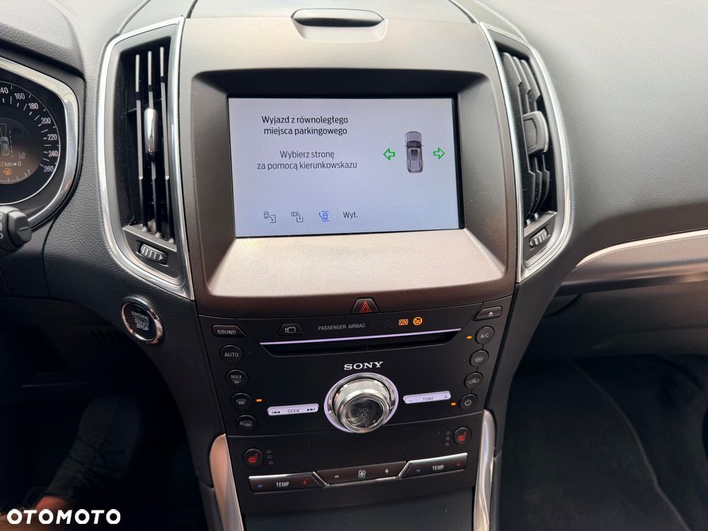 Ford S-Max - 37