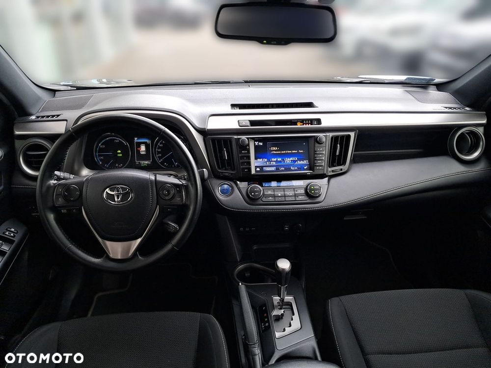 Toyota RAV4 - 9