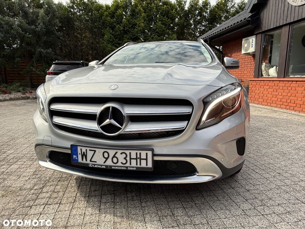 Mercedes-Benz GLA - 1