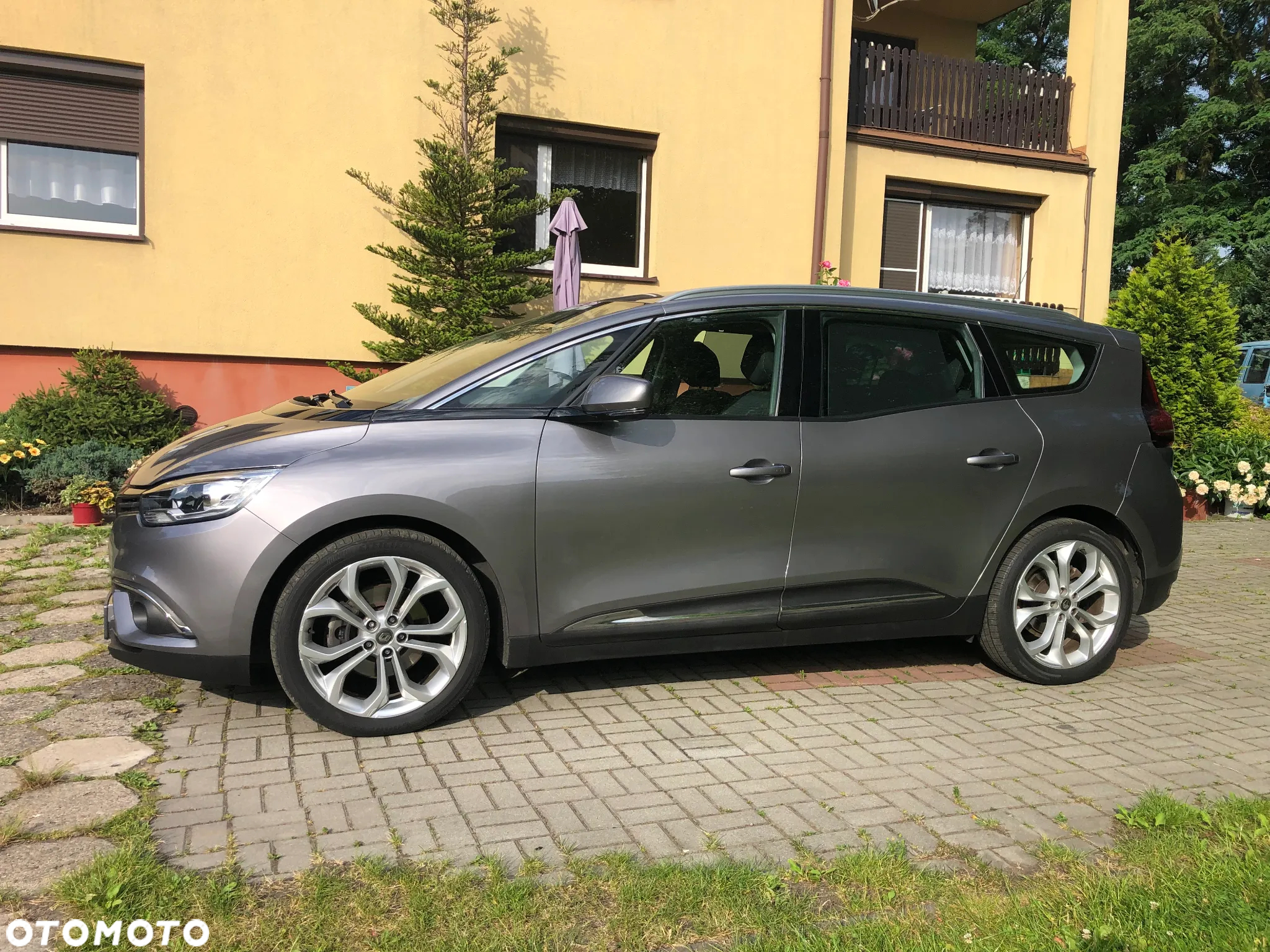 Renault Grand Scenic Gr 1.5 dCi Zen EDC - 2