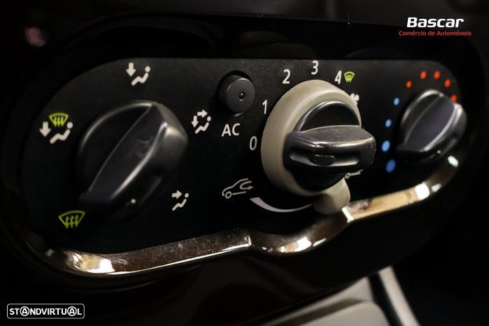 Dacia Duster 1.5 dCi Confort Cuir - 23