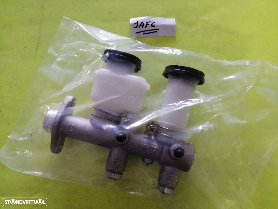 Bomba principal dos travões Datsun 1200 NOVA - 1