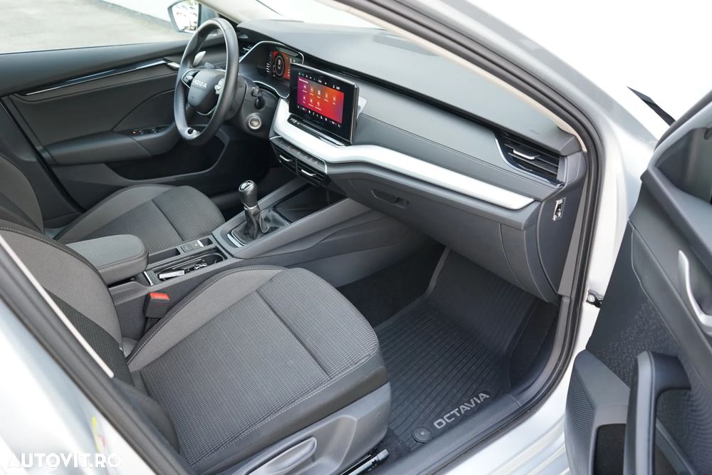 Skoda Octavia 1.5 TSI 115 CP Selection - 24