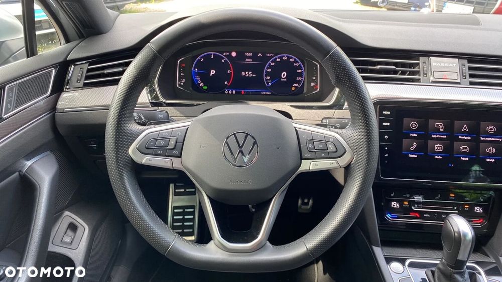 Volkswagen Passat - 17