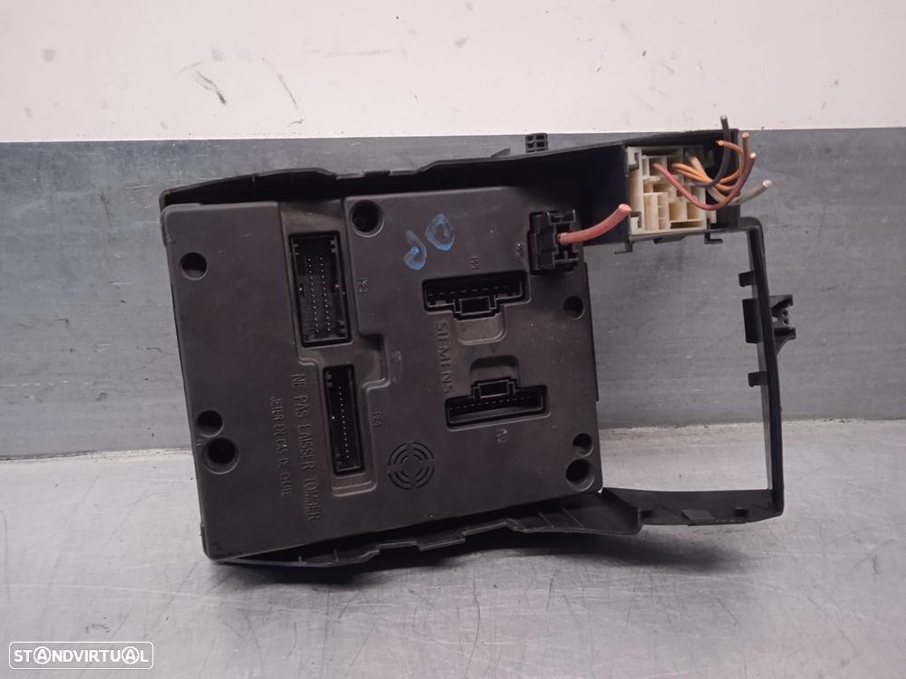 CAIXA RELÉS / FUSÍVEIS RENAULT MEGANE I 1999 -8200029342A - 2