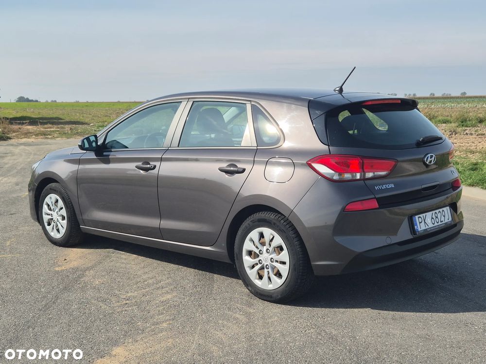 Hyundai i30 1.4 T-GDI Classic + DCT - 3