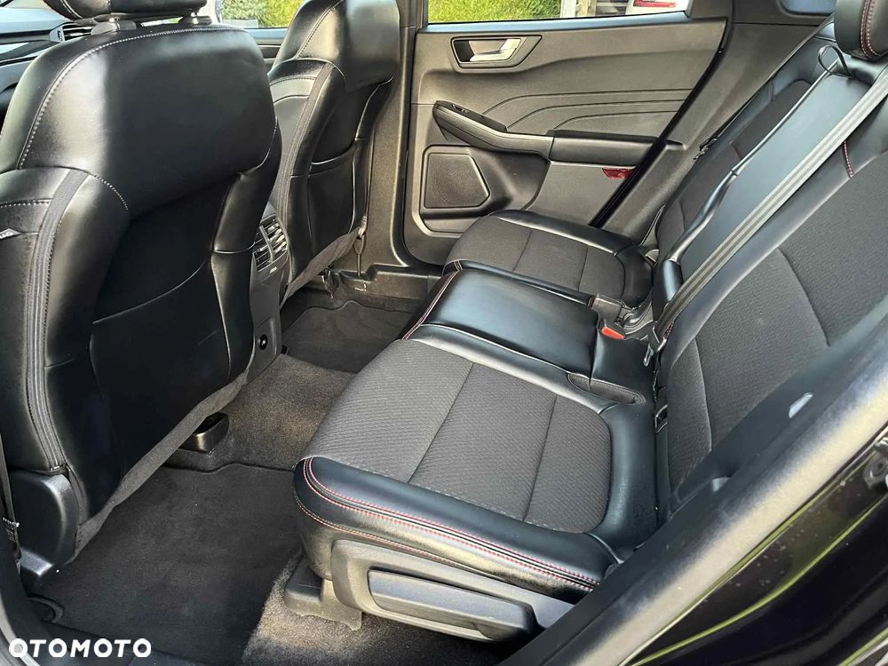 Ford Kuga 1.5 EcoBoost ST-LINE - 16