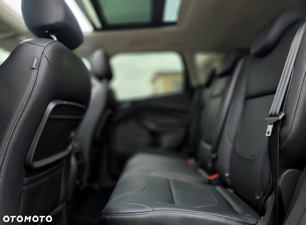 Ford Kuga - 18