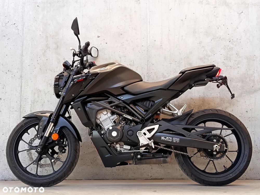 Honda CB - 15