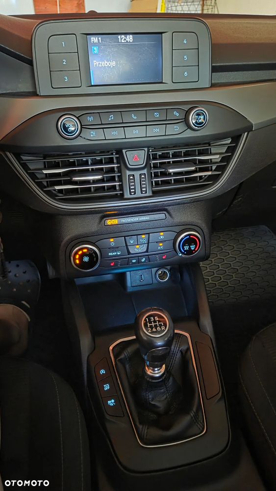 Ford Focus 1.0 EcoBoost Active - 13