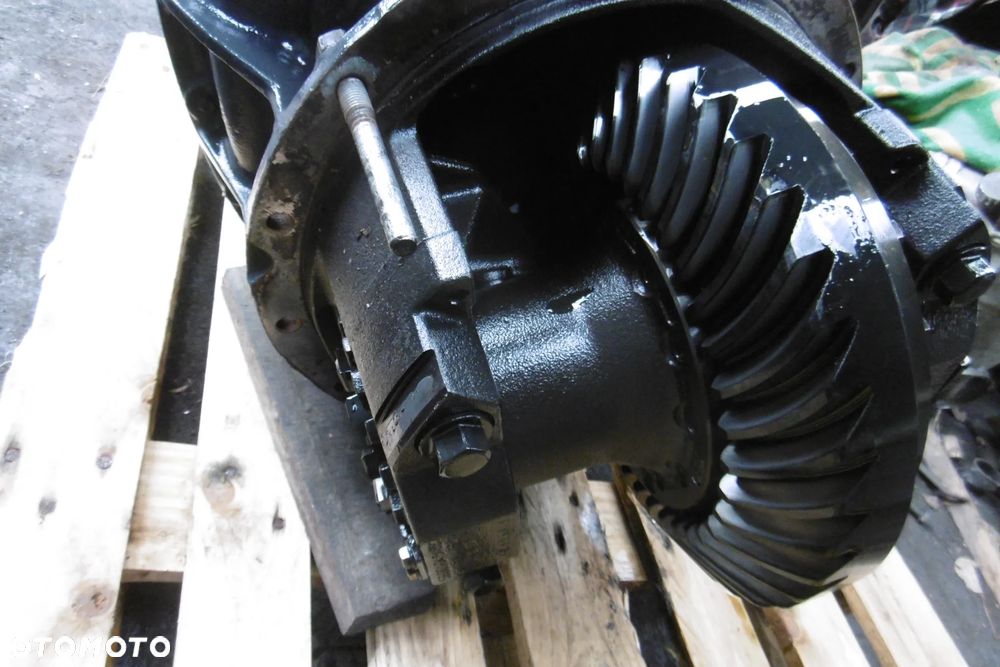 Wkład mostu dyfer 6x4 8x4 Renault Kerax - 5