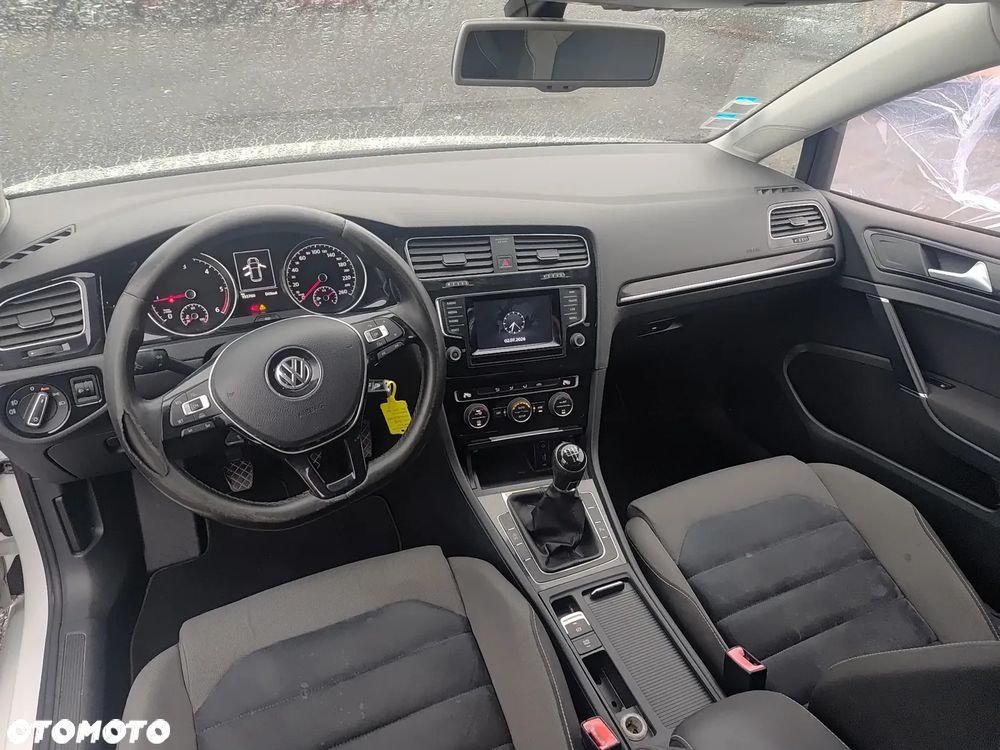 Volkswagen Golf 1.6 TDI Trendline - 27