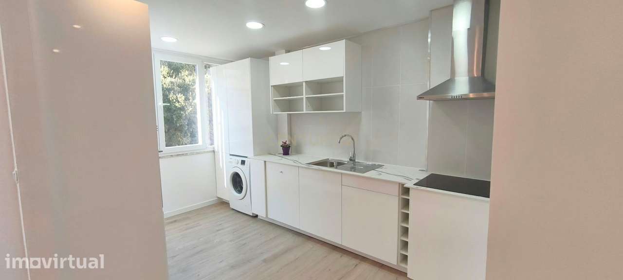 Apartamento T2 Remodelado em Odivelas - Grande imagem: 2/16