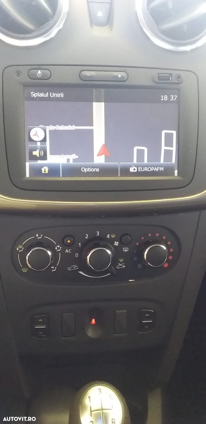 Dacia Logan 1.2 75CP Laureate - 11