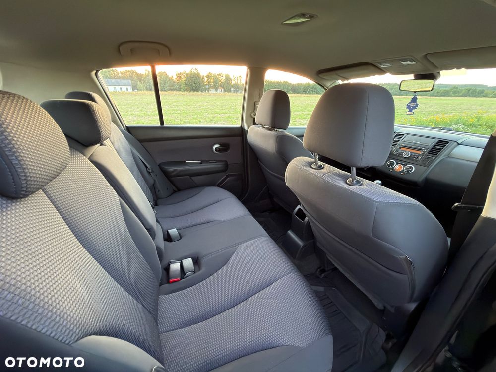 Nissan Tiida - 9