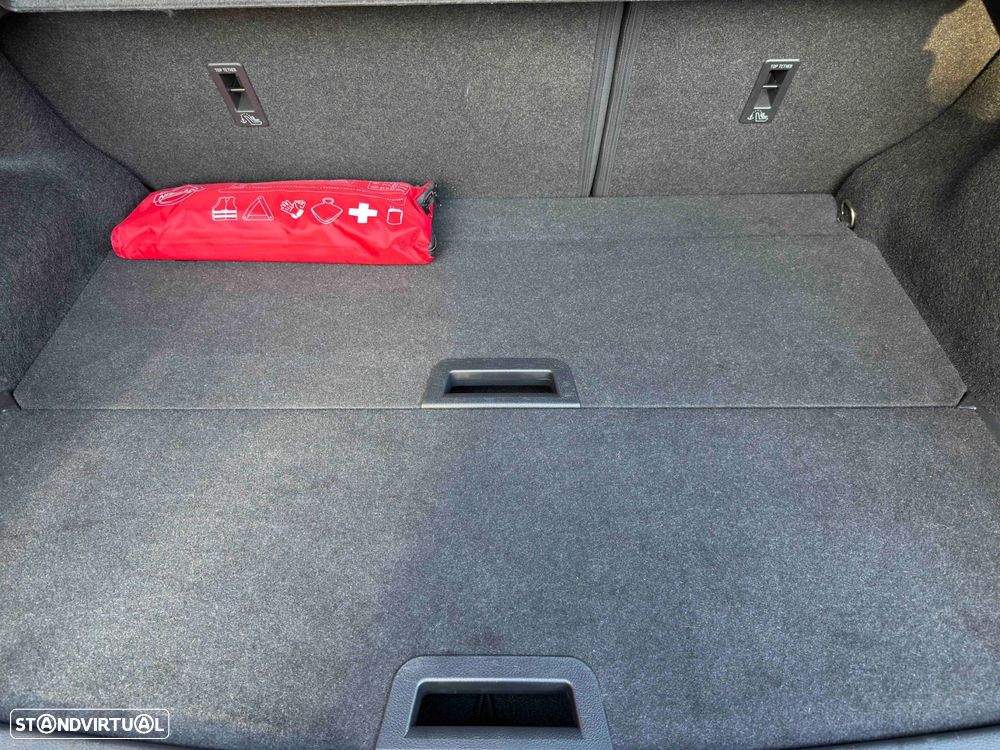 Nissan Qashqai 1.5 dCi N-Connecta - 28