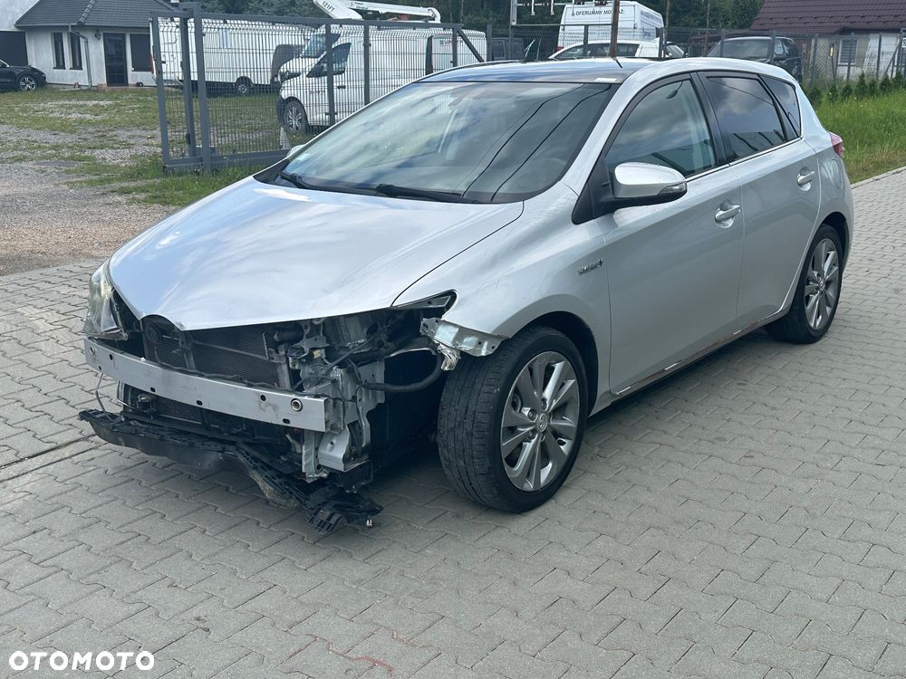 Toyota Auris - 2