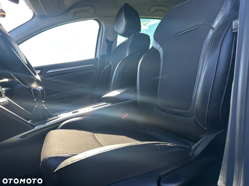 Renault Megane 1.5 Blue dCi Intens - 15