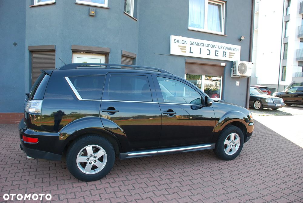 Mitsubishi Outlander 2.0 Intense NAVI 2WD EU5 CVT - 8