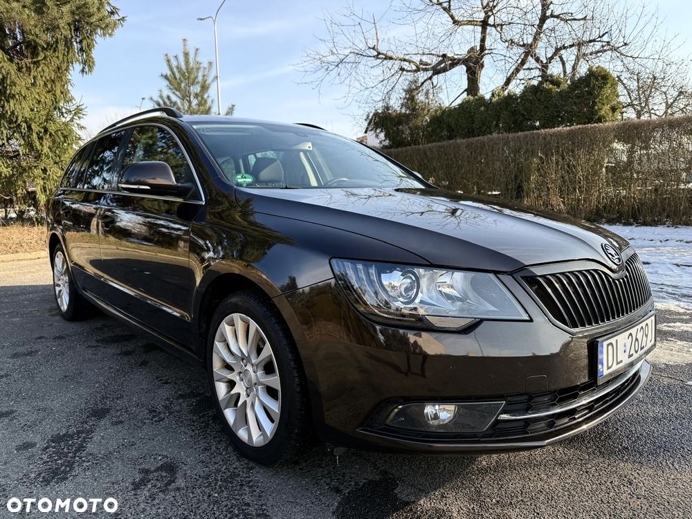 Skoda Superb 2.0 TDI Business DSG - 3