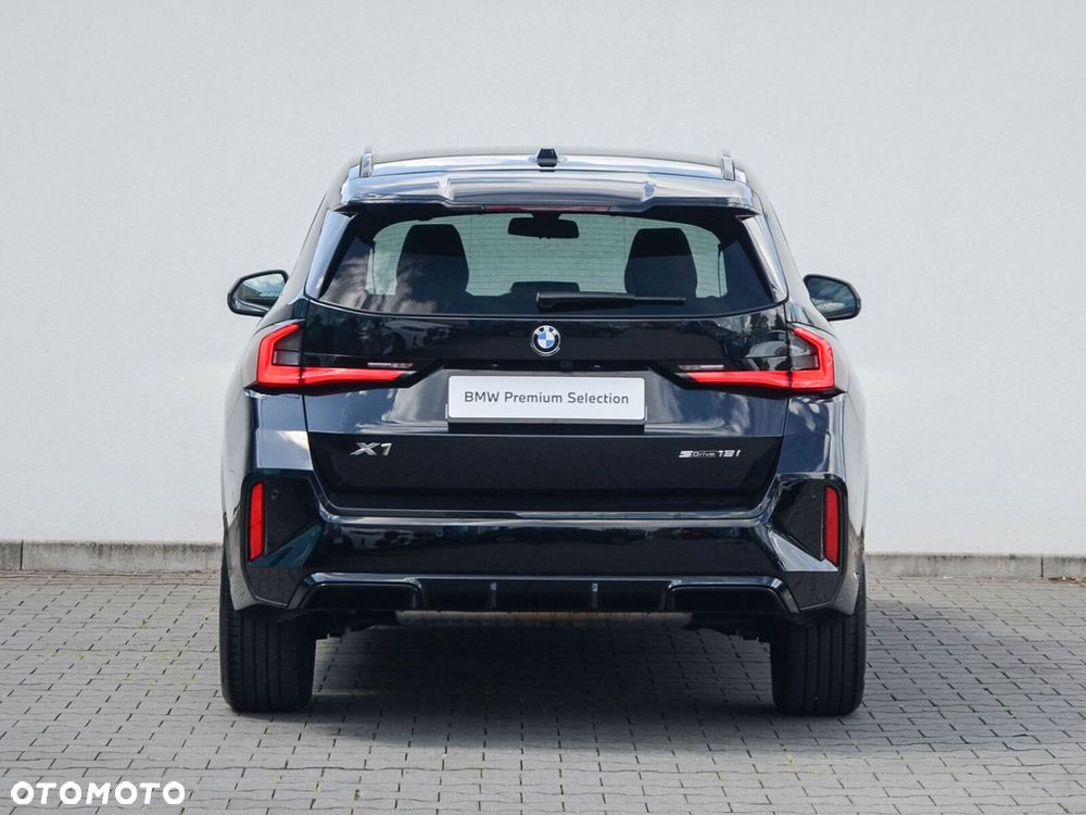 BMW X1 - 11