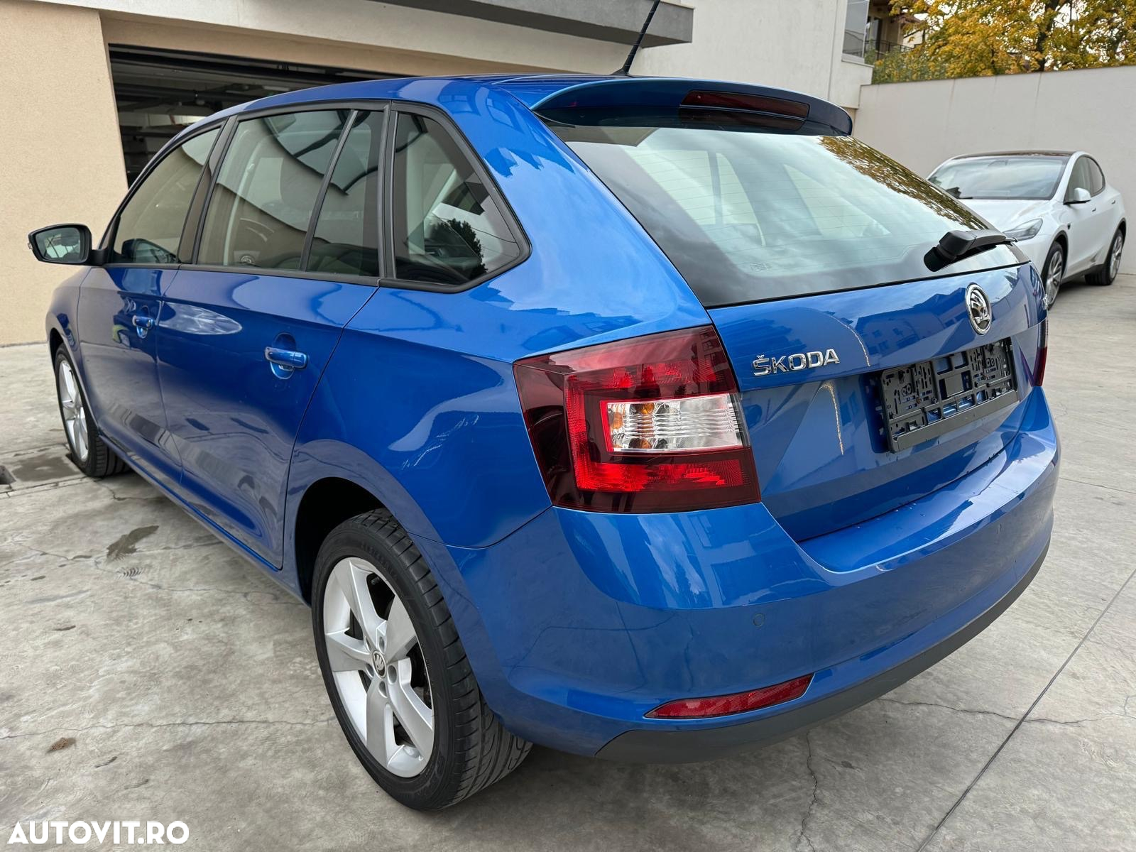 Skoda RAPID - 7