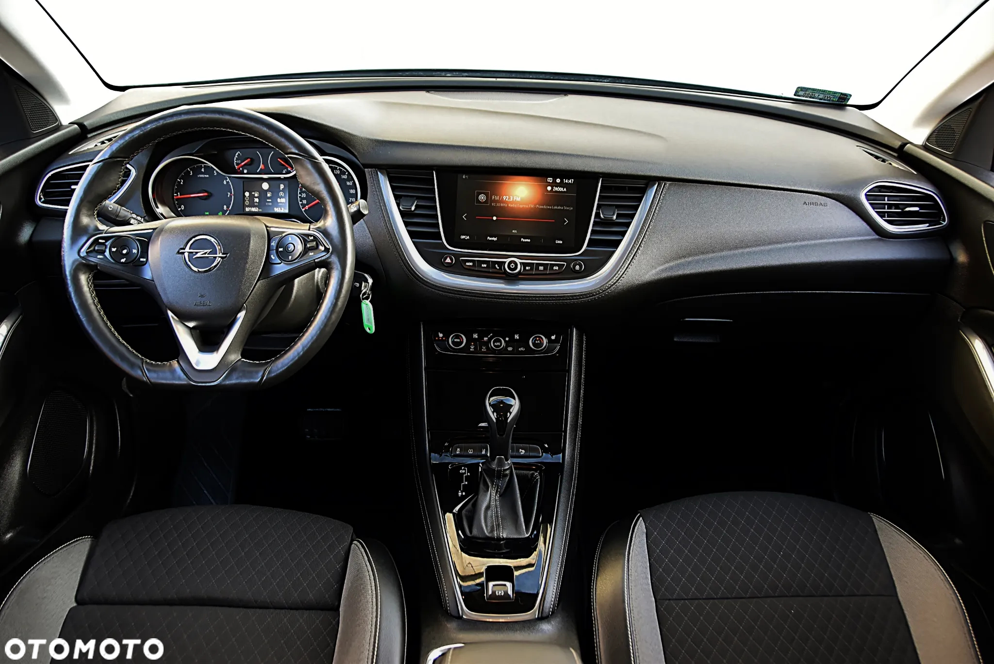 Opel Grandland X 1.6 T Elite S&S - 17