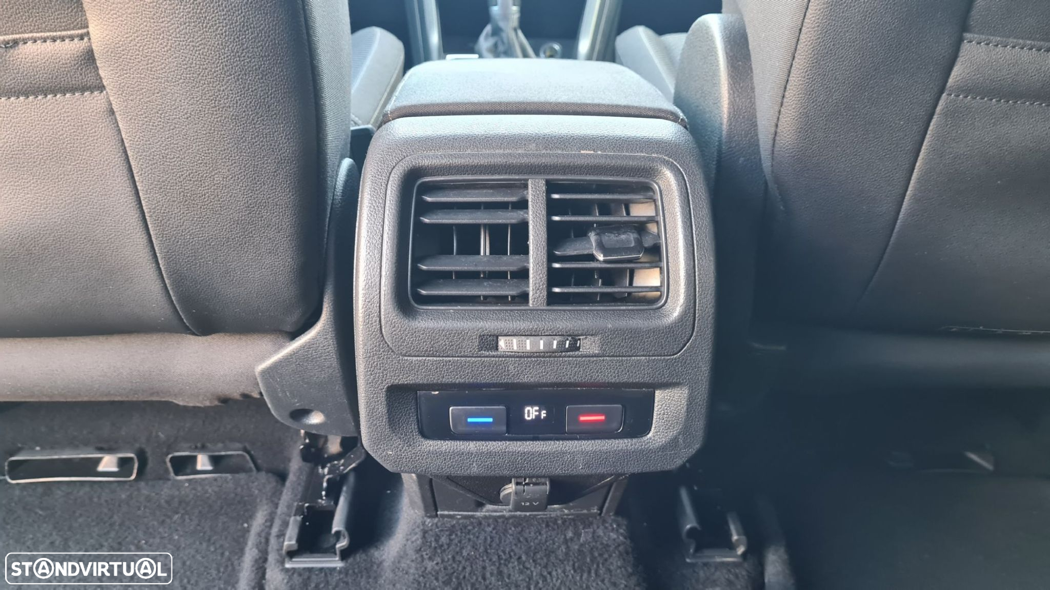 VW Touran 1.6 TDI Confortline DSG - 45
