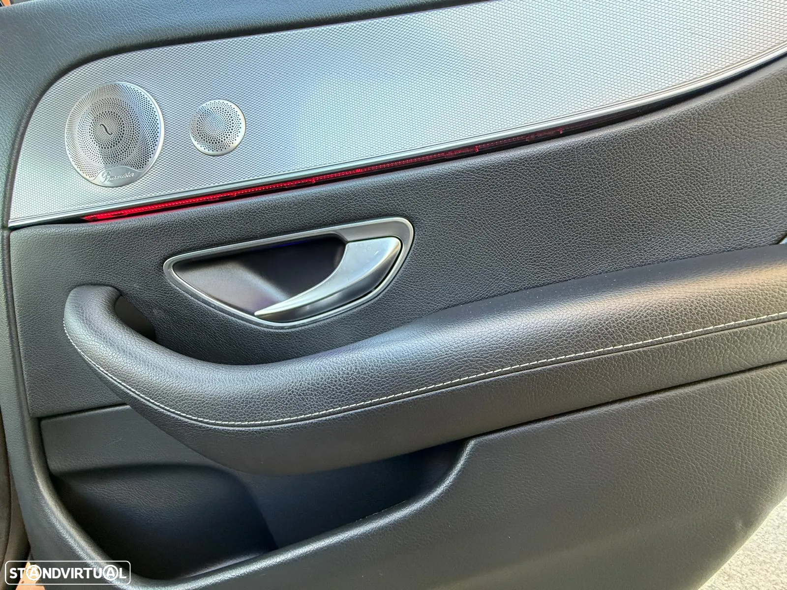 Mercedes-Benz E 200 d Exclusive Line - 26