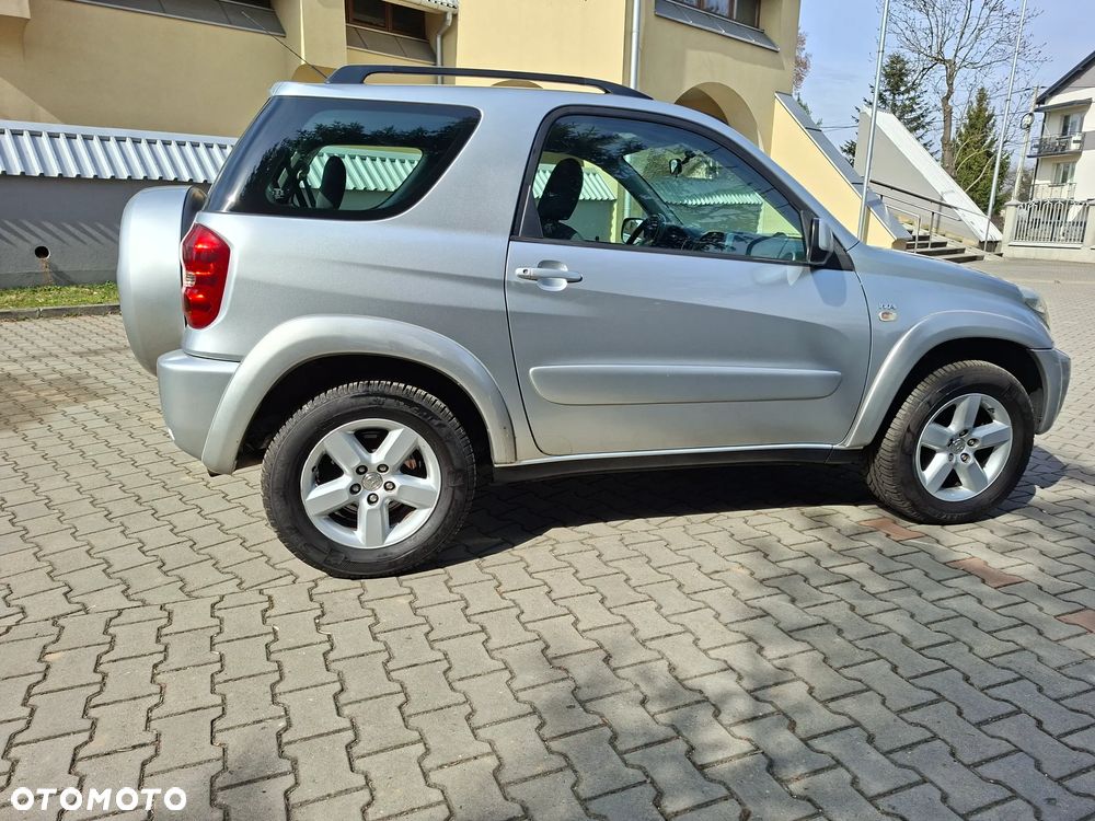 Toyota RAV4 4x4 Edition - 14