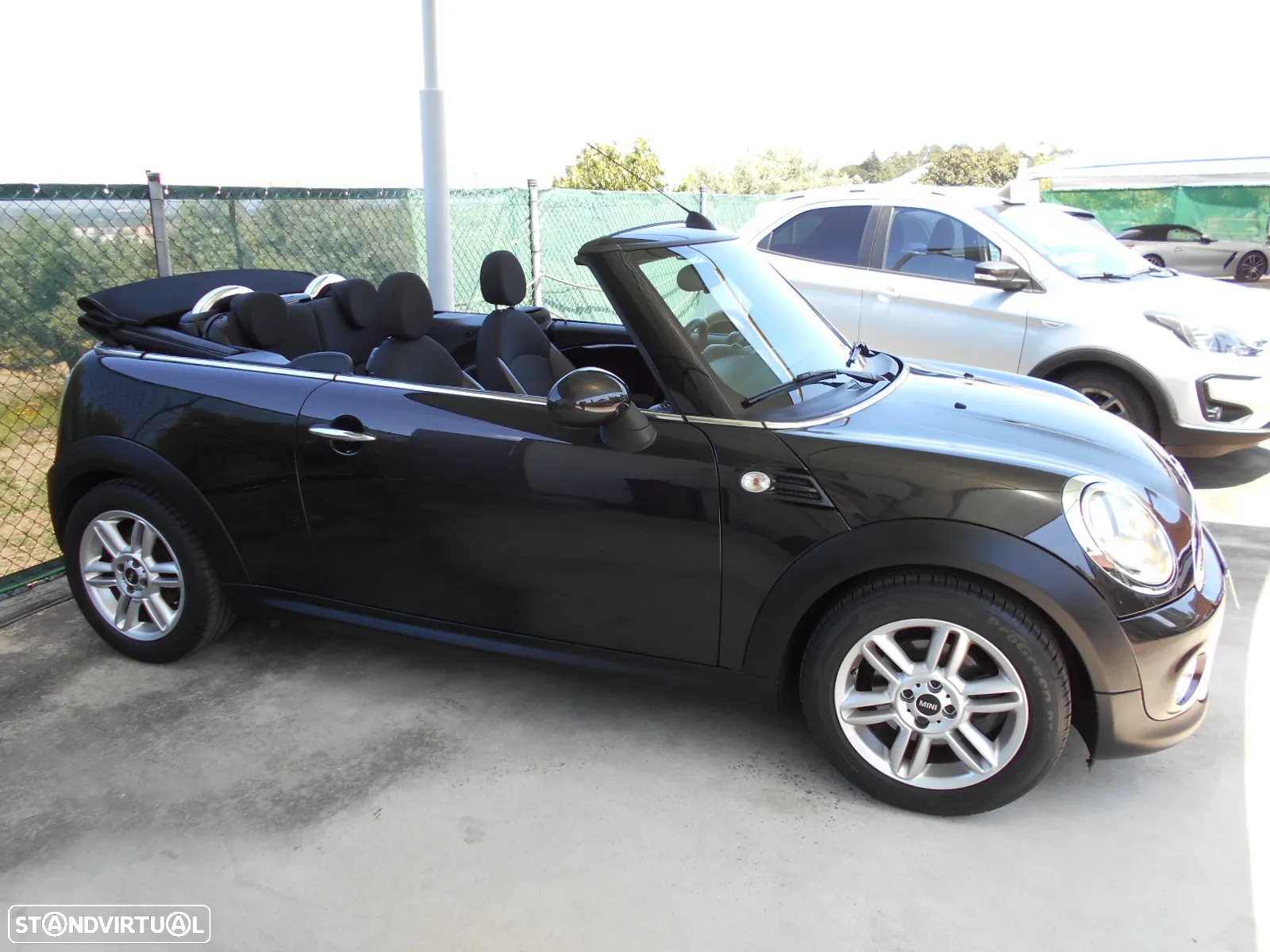 MINI Cabrio Cooper D - 9