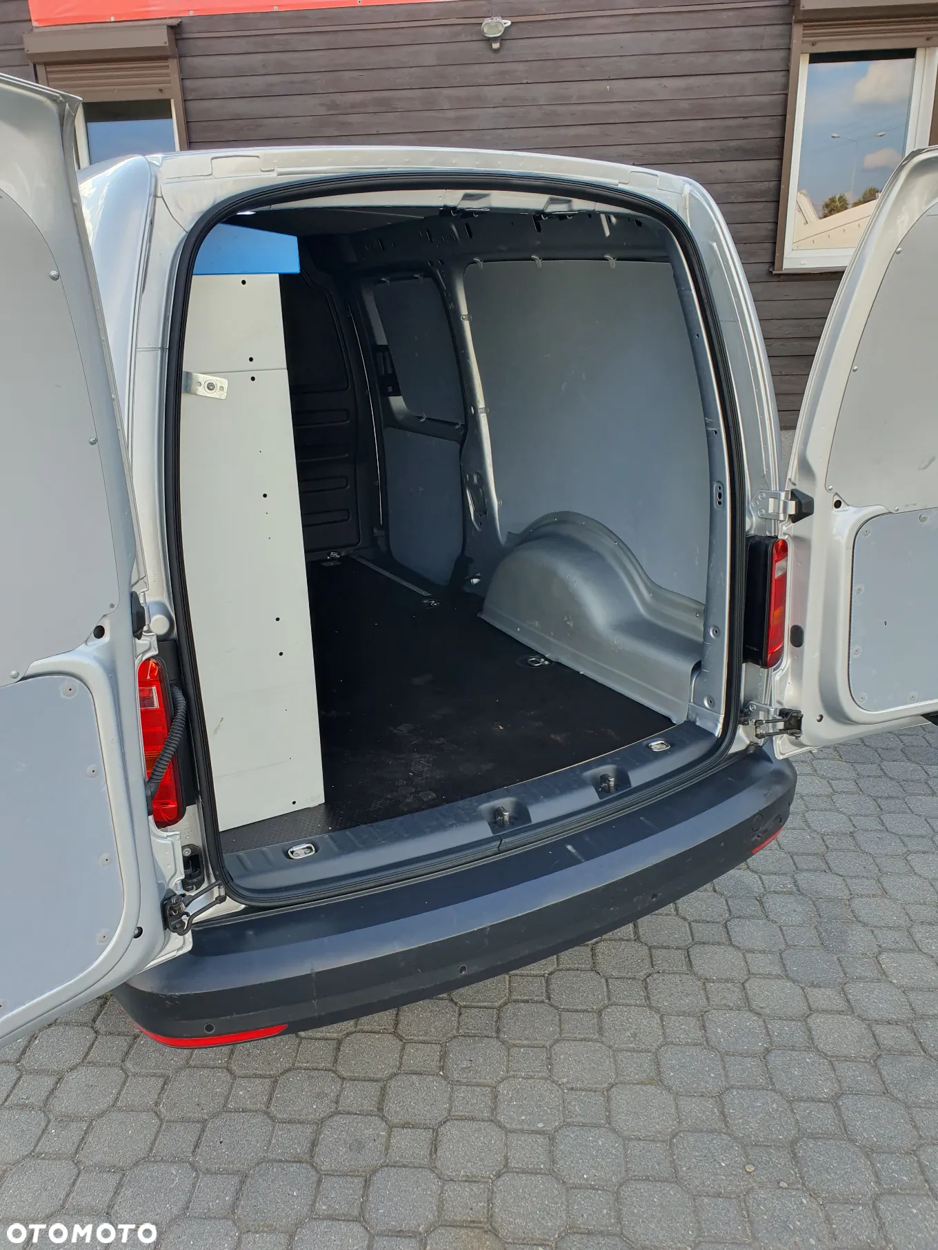 Volkswagen CADDY - 9