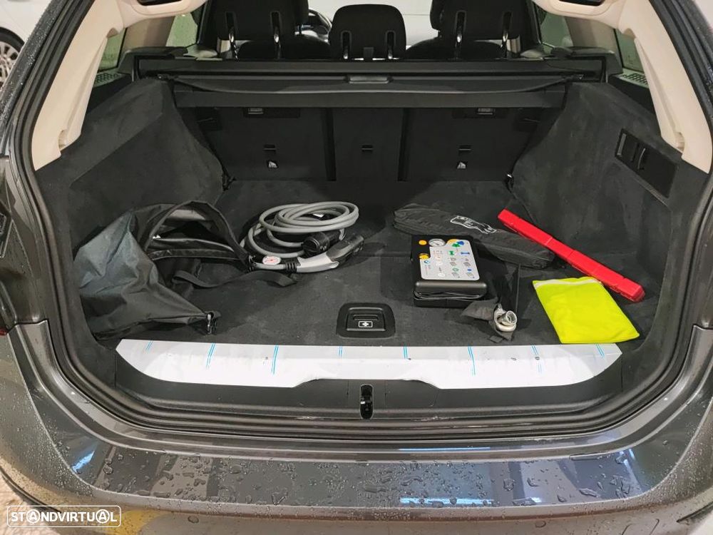 BMW 330 e Corporate Edition Auto - 9