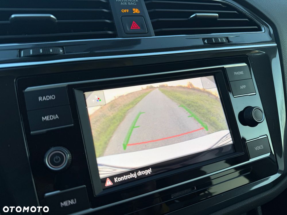 Volkswagen Tiguan - 17