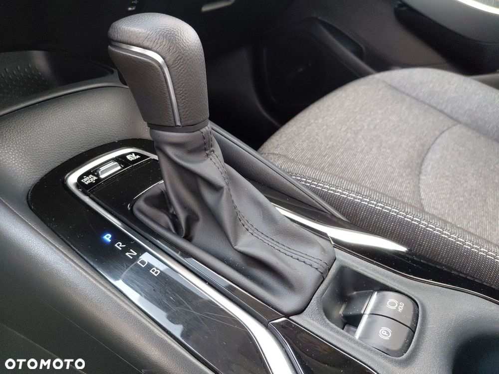Toyota Corolla 1.8 Hybrid Comfort - 24