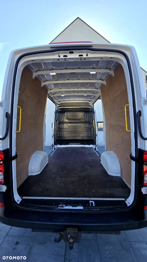 Volkswagen Crafter - 19