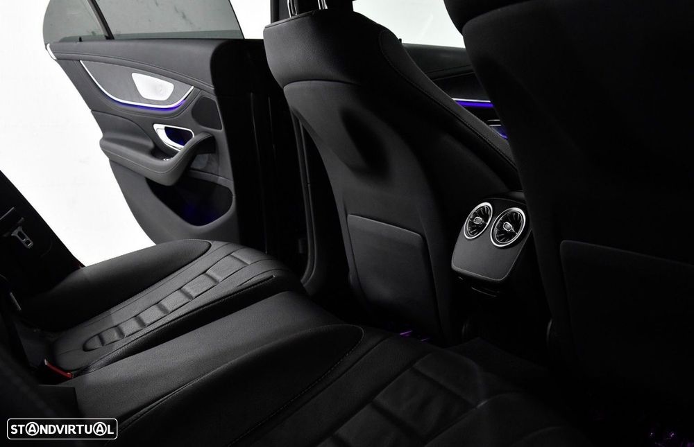 Mercedes-Benz CLS 220 d AMG Line - 18