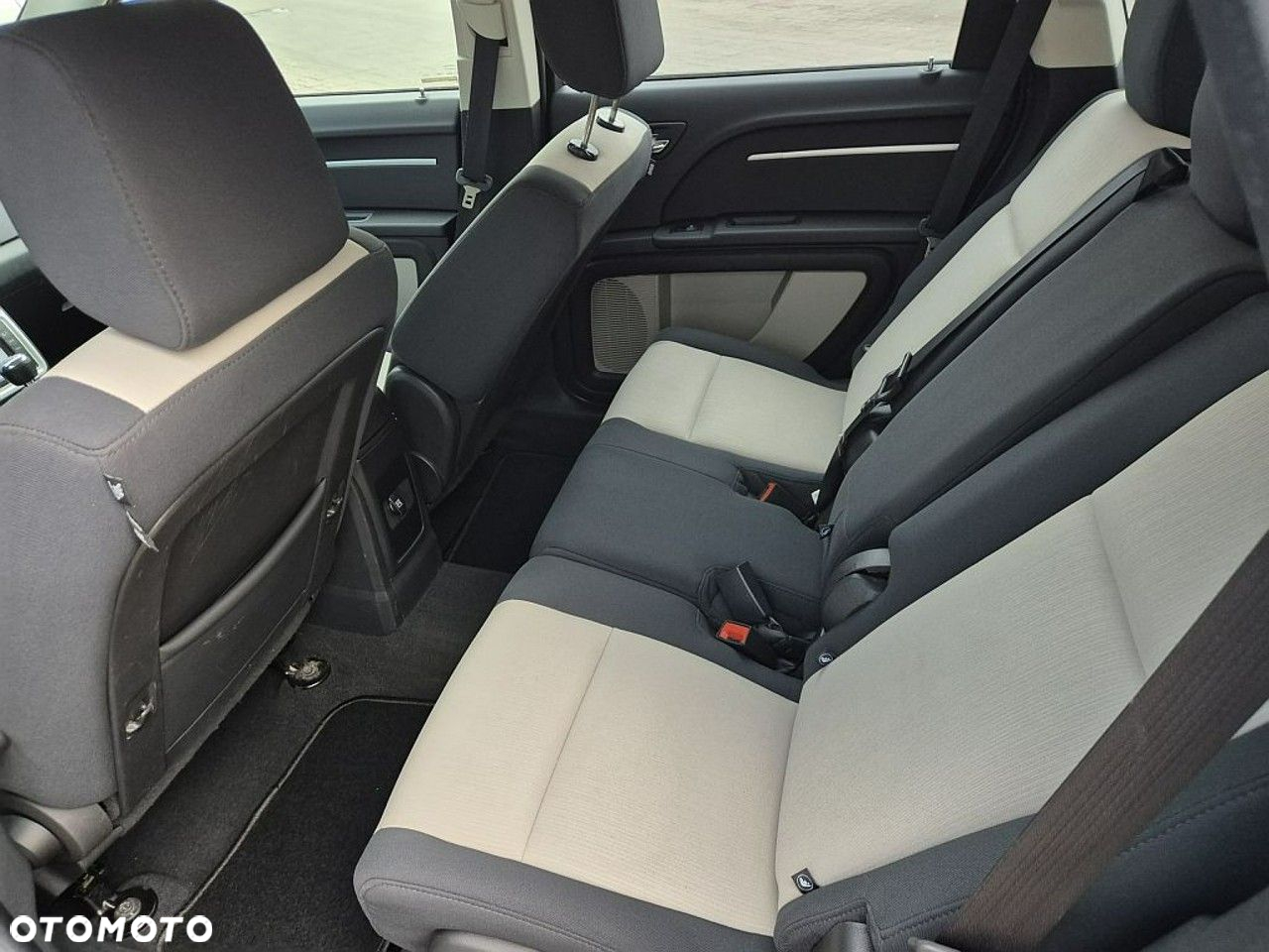 Dodge Journey - 10