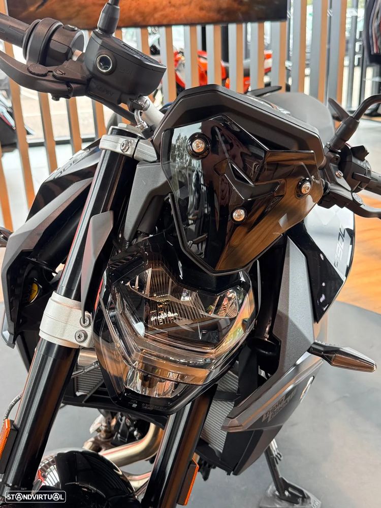BMW F 900 R - 5