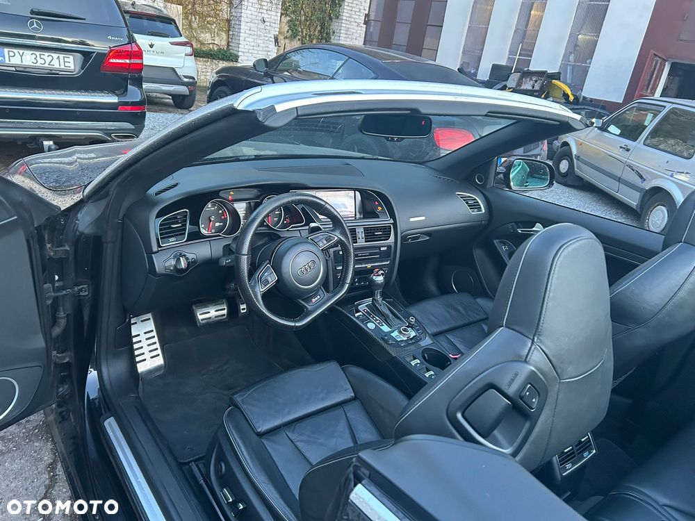 Audi RS5 Cabrio S tronic - 16