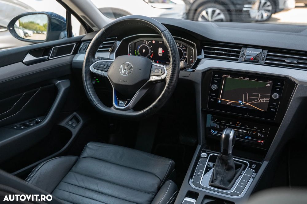 Volkswagen Passat 1.4 TSI DSG GTE - 19