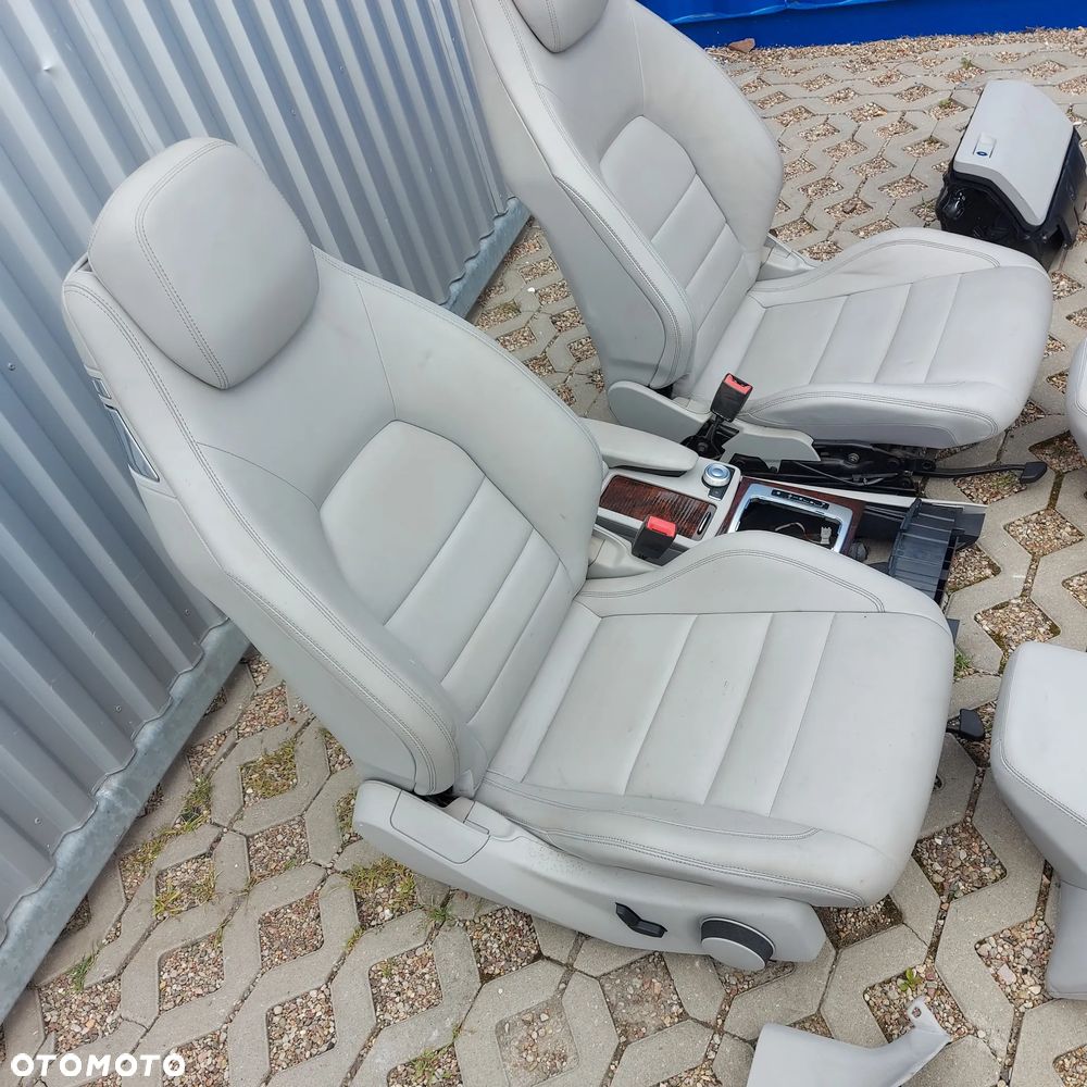 WNETRZE KOMPLETNE FOTELE KANAPA MERCEDES E W207 COUPE ORYGINAL DEMONTAZ BOCZKI DYWANY OSLONY PODLOKIETNIK - 8