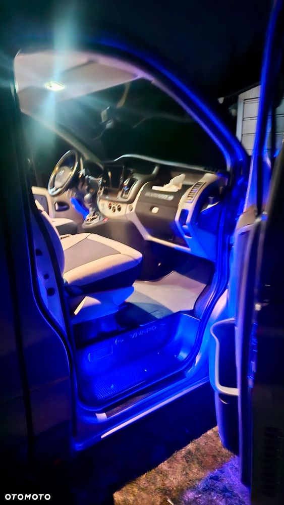 Opel Vivaro L2H1 2.9t - 8