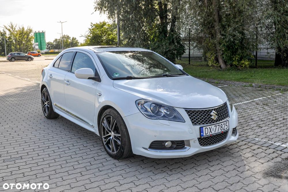 Suzuki Kizashi 2.4 Sport 4WD CVT - 6