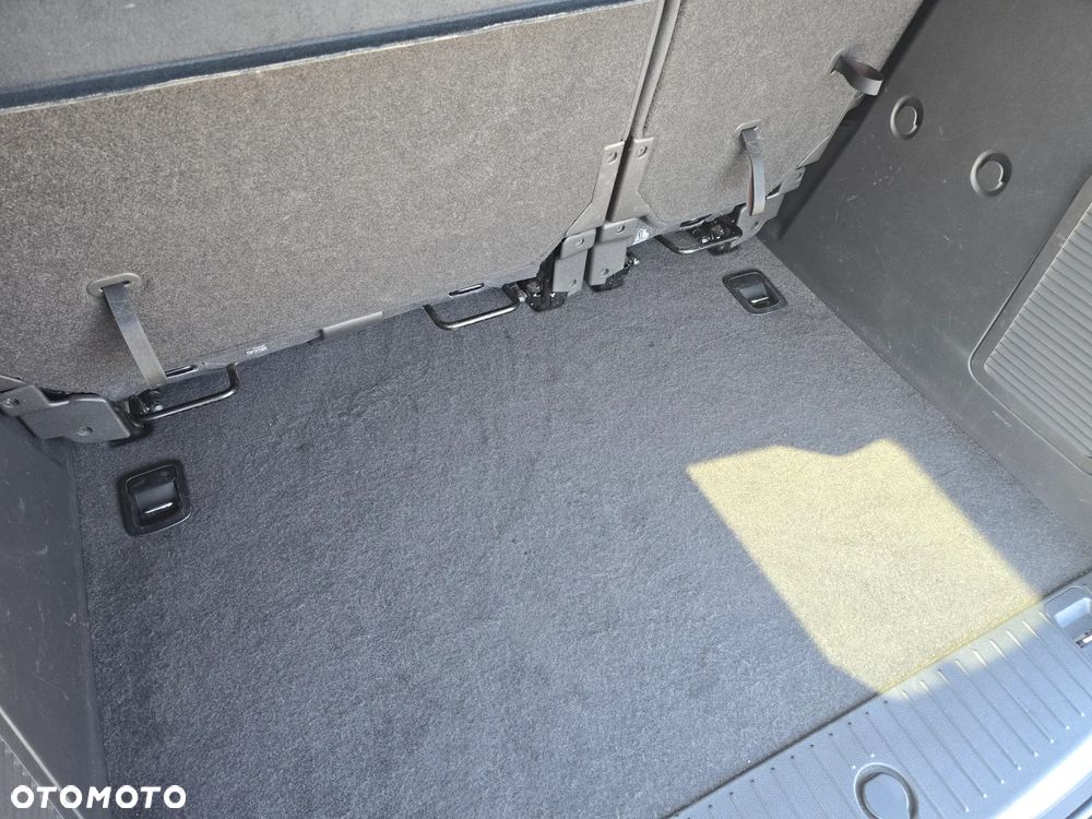 Ford Tourneo Connect - 19