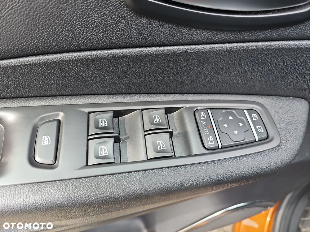 Renault Captur - 17