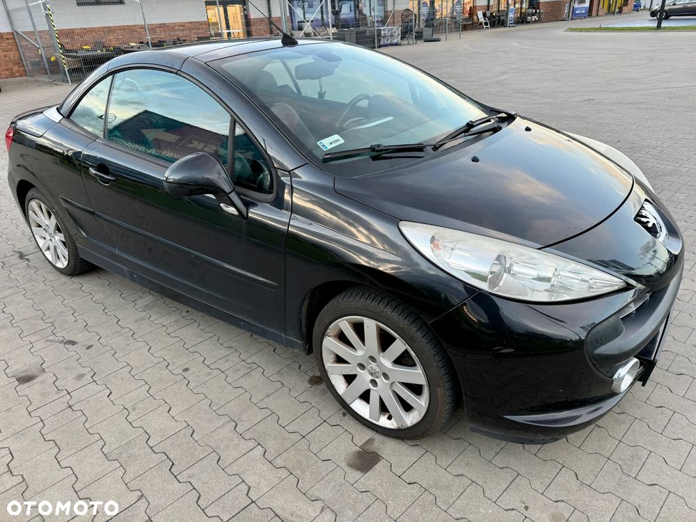 Peugeot 207 CC - 12